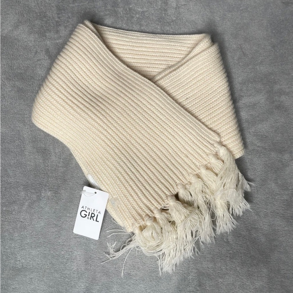 Athleta Girl Cream Ribbed Cable Knit Scarf one size